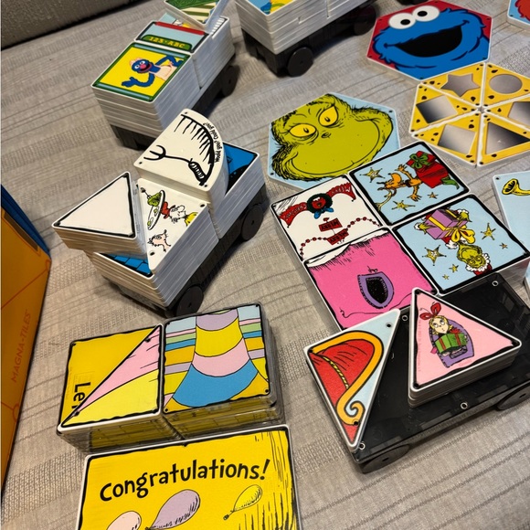 Magna-tile bundle #4 - Picture 3 of 10